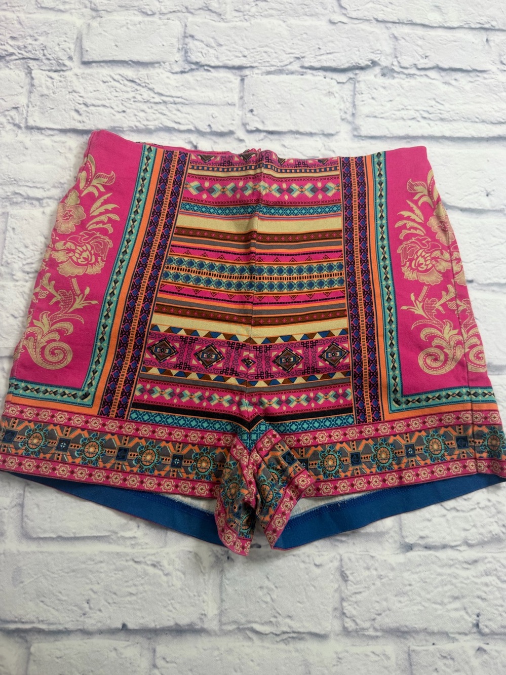 Anthropologie Flying Tomato Vibrant Pink Patterned Women's Shorts. Med.